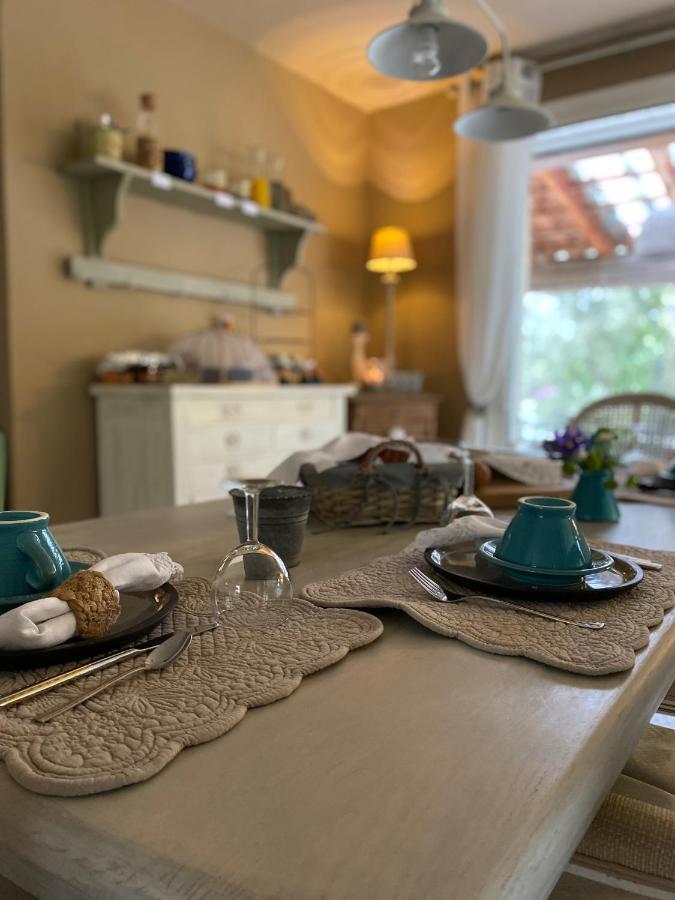 Bed and Breakfast L'Eveil En Provence Entrecasteaux Экстерьер фото