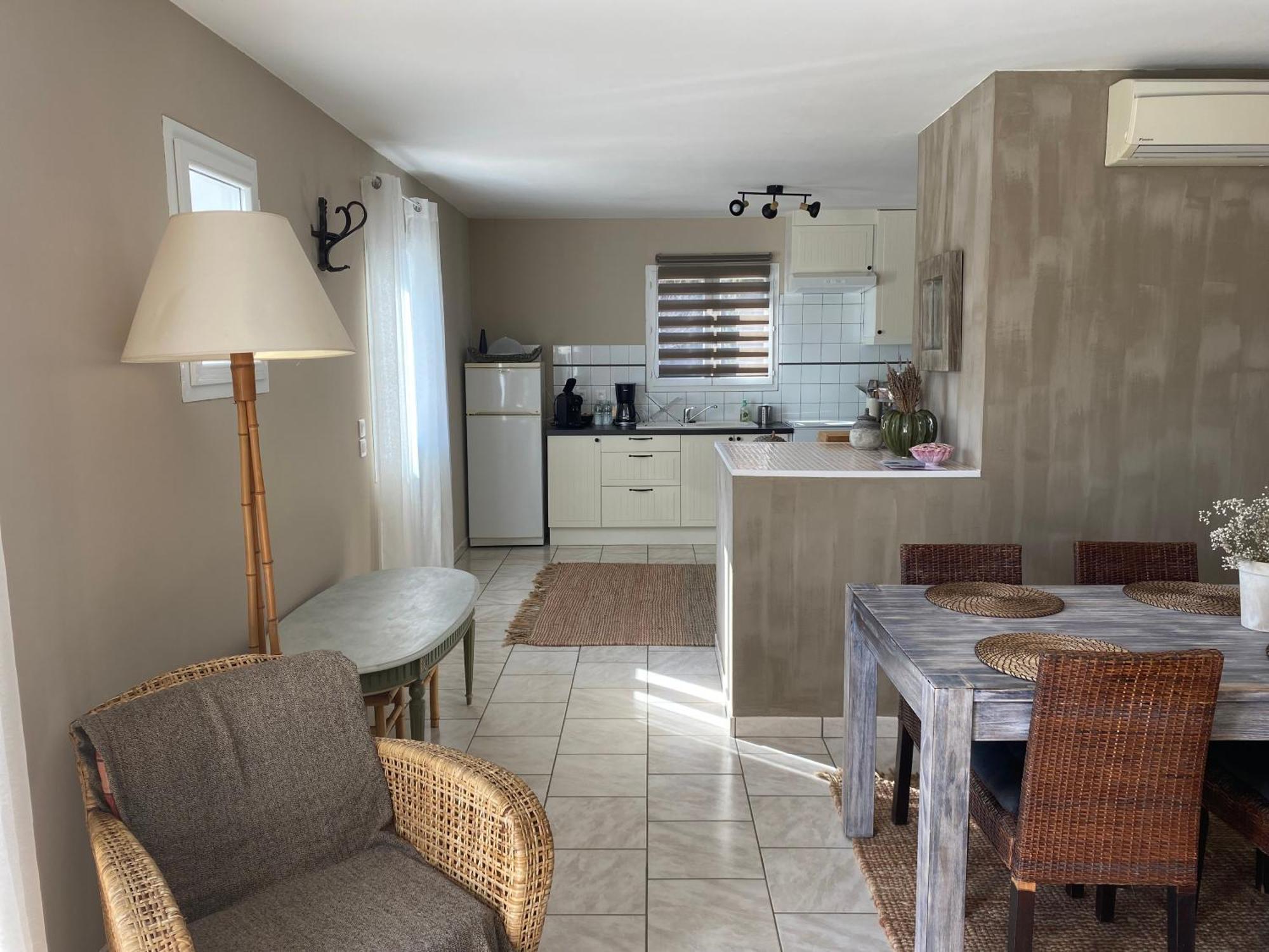 Bed and Breakfast L'Eveil En Provence Entrecasteaux Экстерьер фото